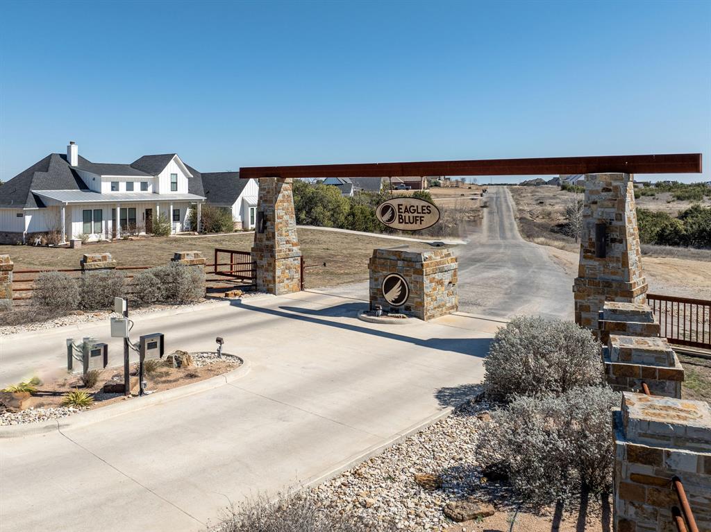 1145 Eagles Bluff Drive