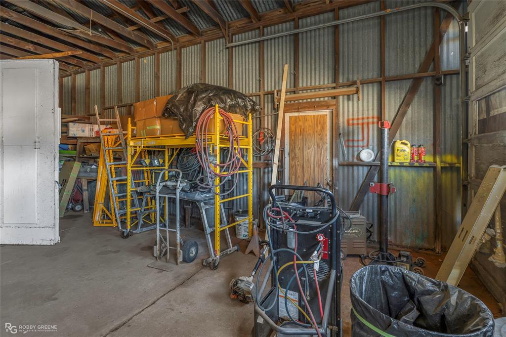 Town of Vivian - Commercial Sale