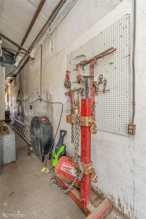 Town of Vivian - Commercial Sale