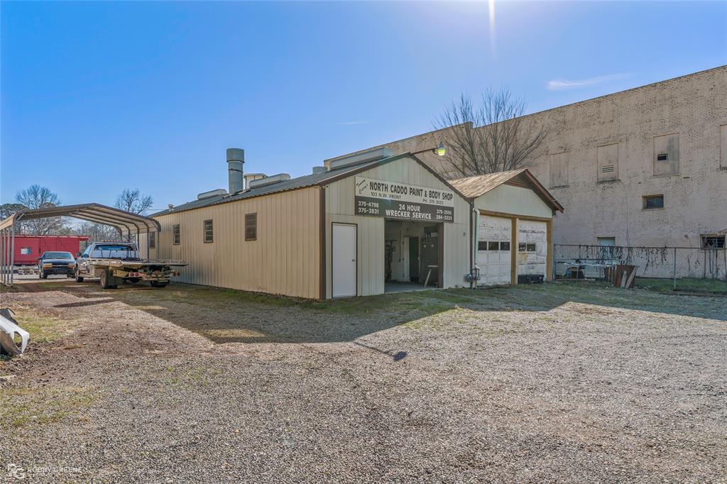 Town of Vivian - Commercial Sale