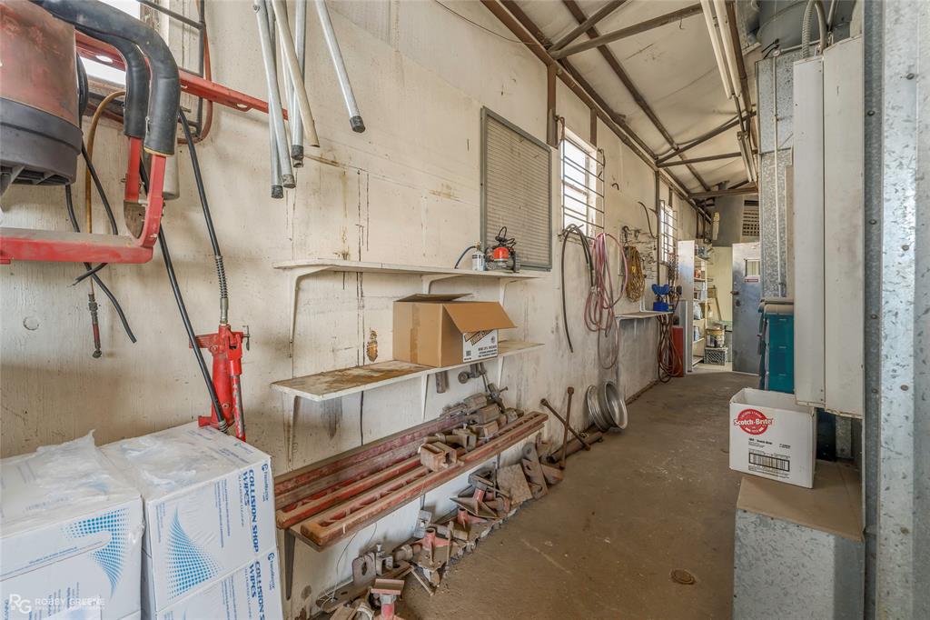 Town of Vivian - Commercial Sale