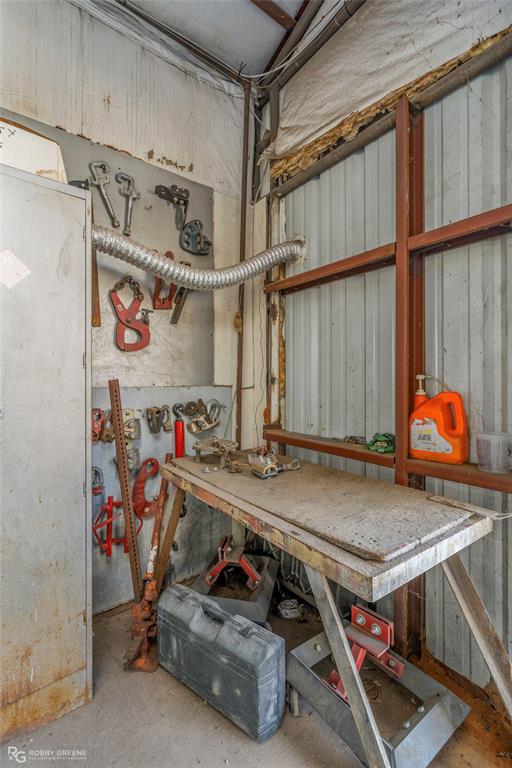 Town of Vivian - Commercial Sale