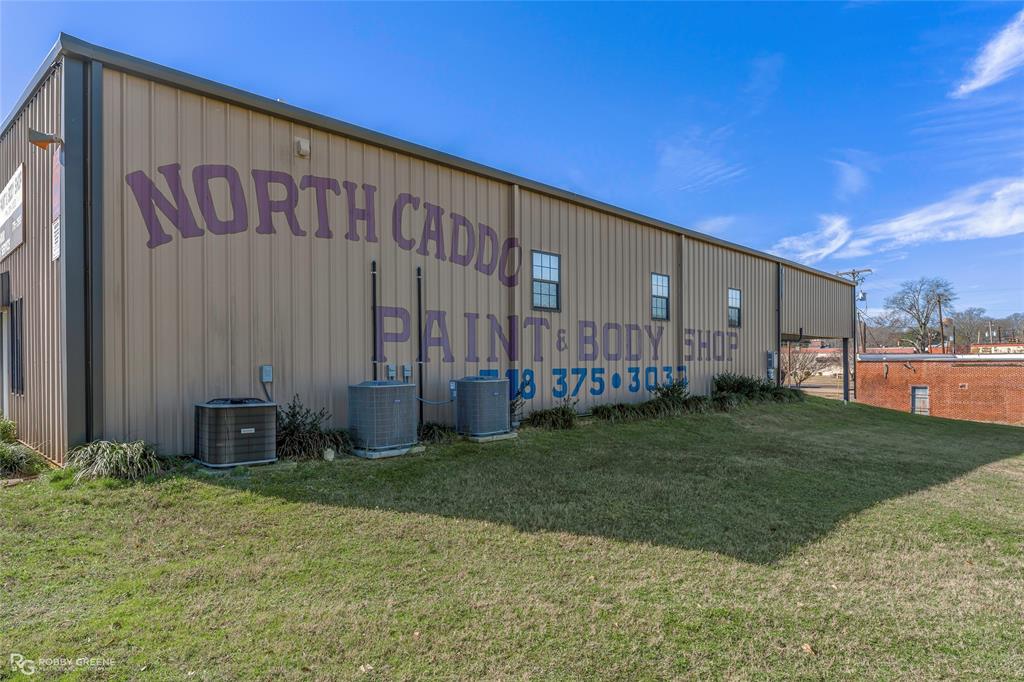 Town of Vivian - Commercial Sale