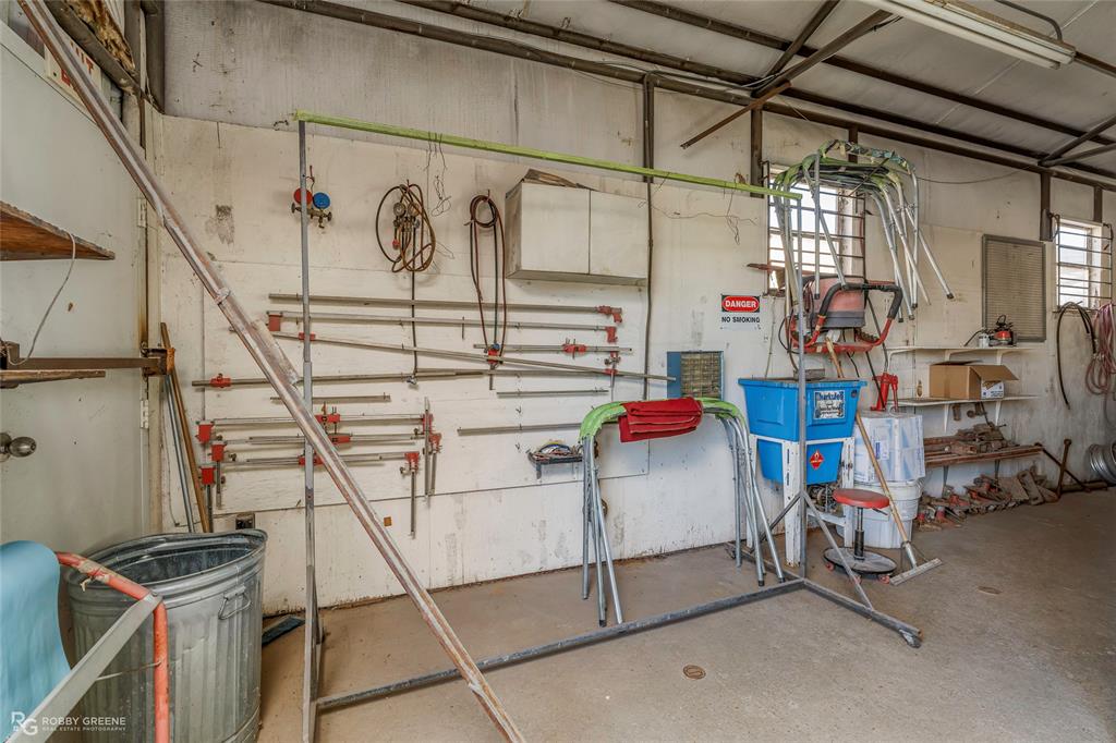 Town of Vivian - Commercial Sale