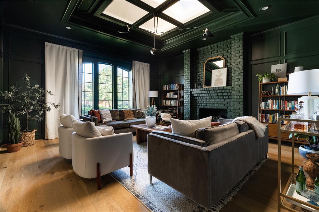 3104 Runabout Court
