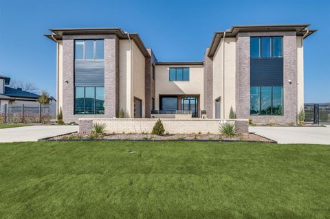 712 Crescent Heights Southlake TX 76092