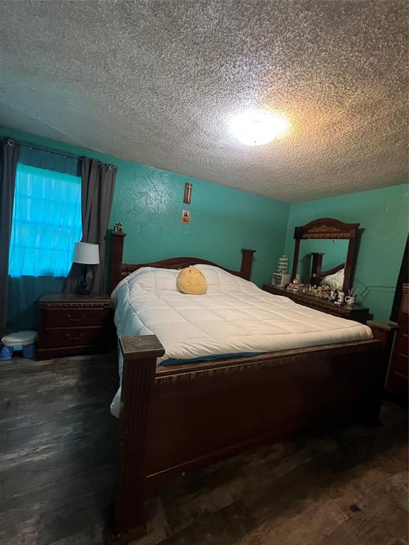 Valwood Park 14 - Residential