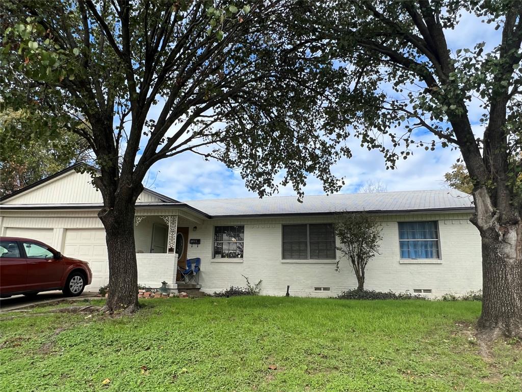 Valwood Park 14 - Residential