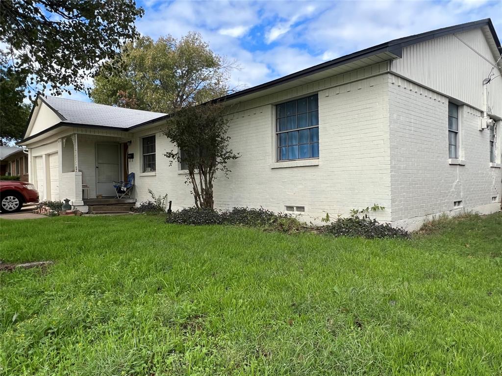 Valwood Park 14 - Residential