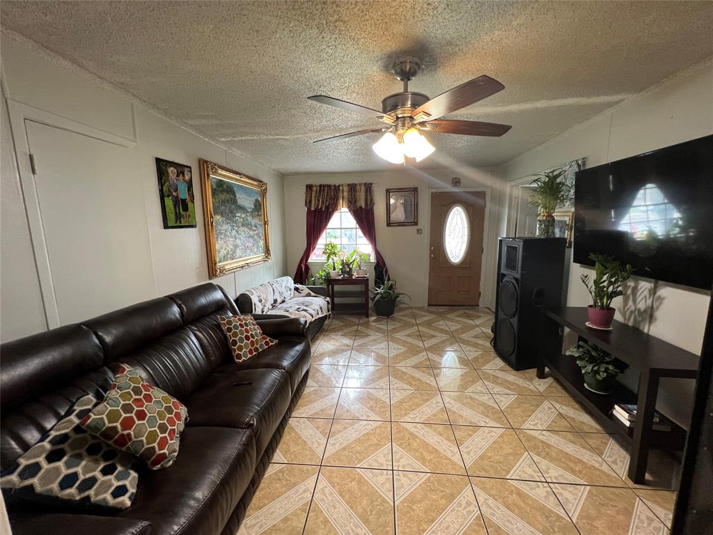 Valwood Park 14 - Residential