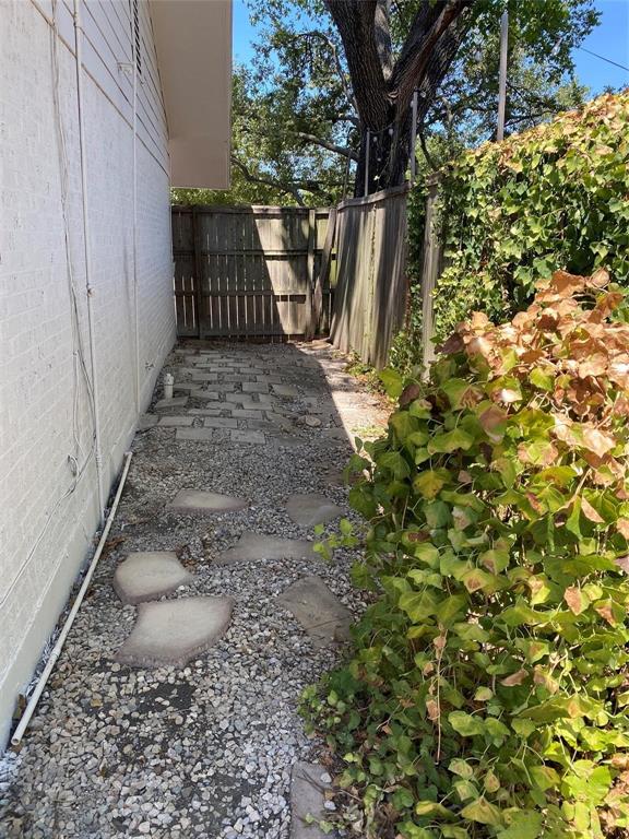 Crest Meadow Estates - Residential