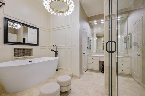 Tiny photo for 2004 Crown Knoll Lane, Plano, TX 75093 (MLS # 21028446)