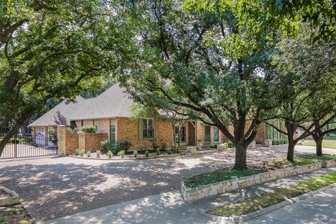 Tiny photo for 2004 Crown Knoll Lane, Plano, TX 75093 (MLS # 21028446)