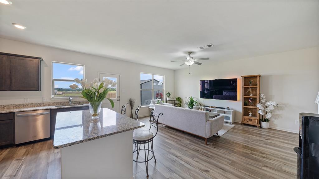 Shaw Crk Ranch Ph 2 - Residential Lease