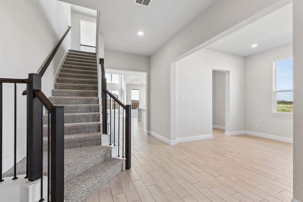 Venetian - Residential