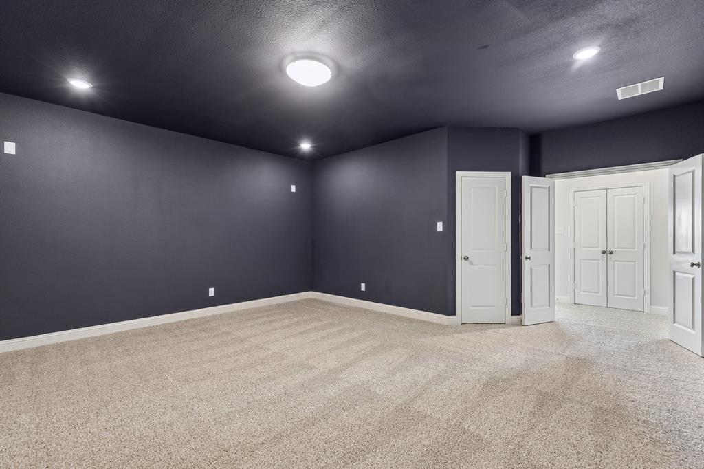 Venetian - Residential