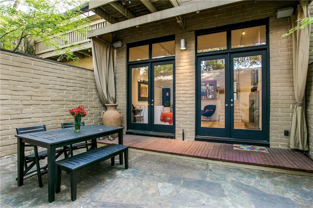 F R Wilsons North Dallas Add - Residential Lease