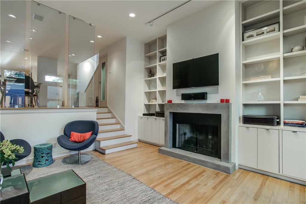 F R Wilsons North Dallas Add - Residential Lease