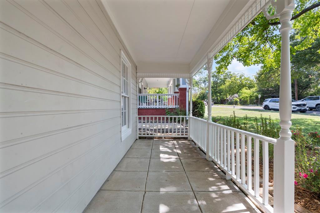 Junius Heights - Residential