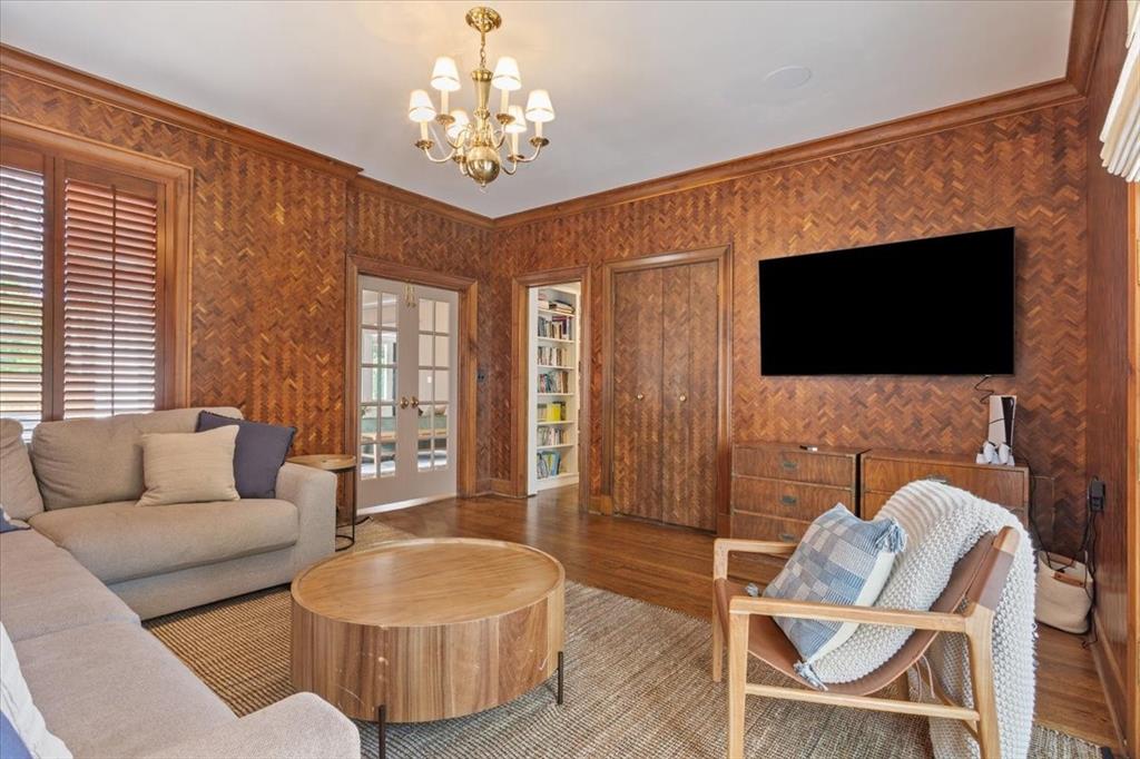 Mt Lookout - Residential