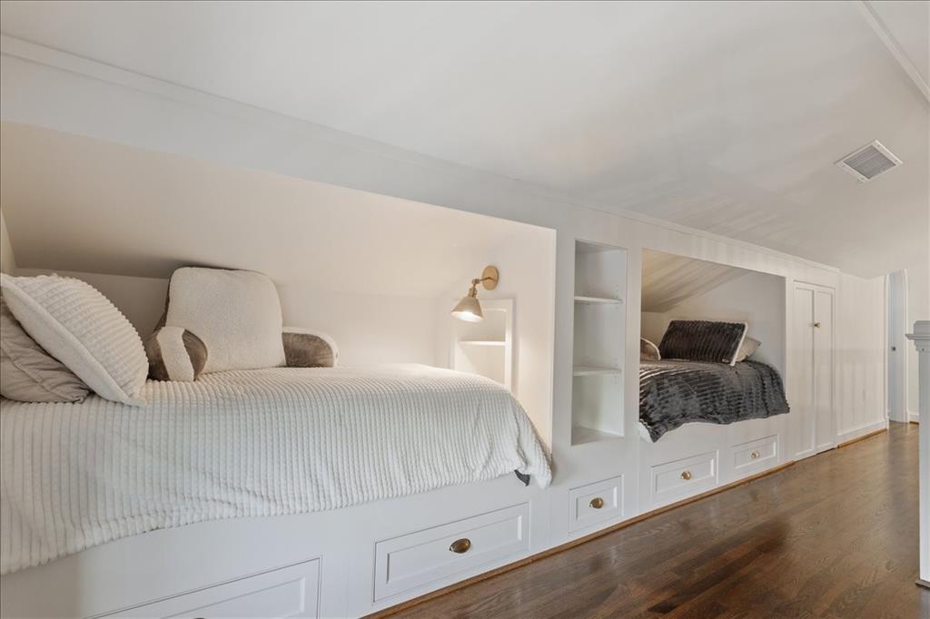 Mt Lookout - Residential