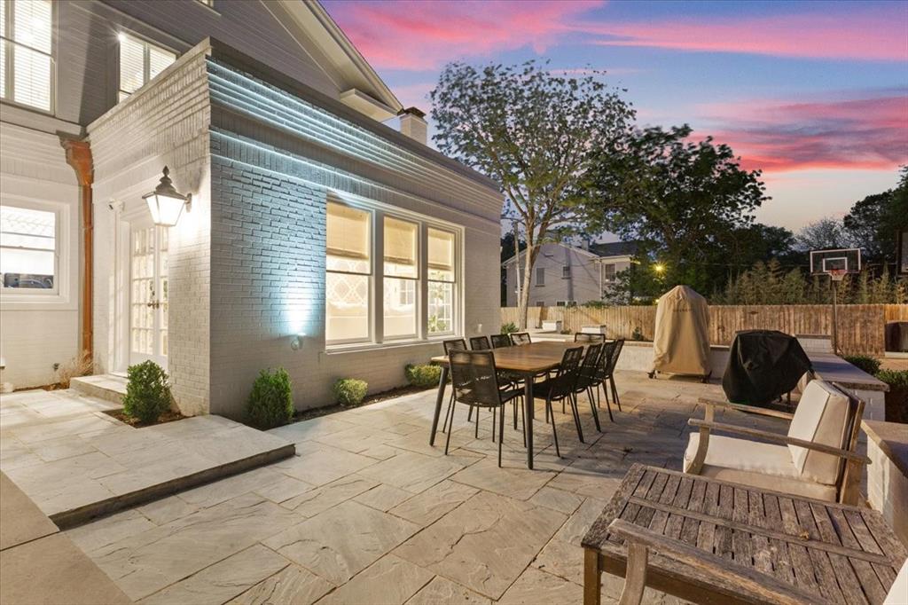 Mt Lookout - Residential