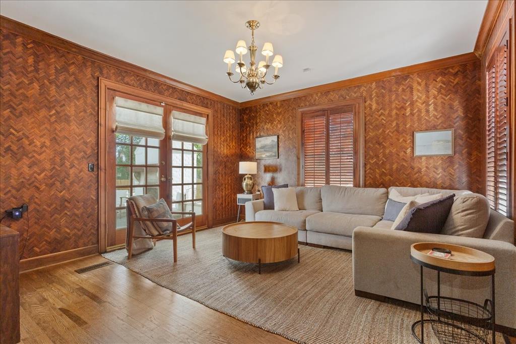 Mt Lookout - Residential