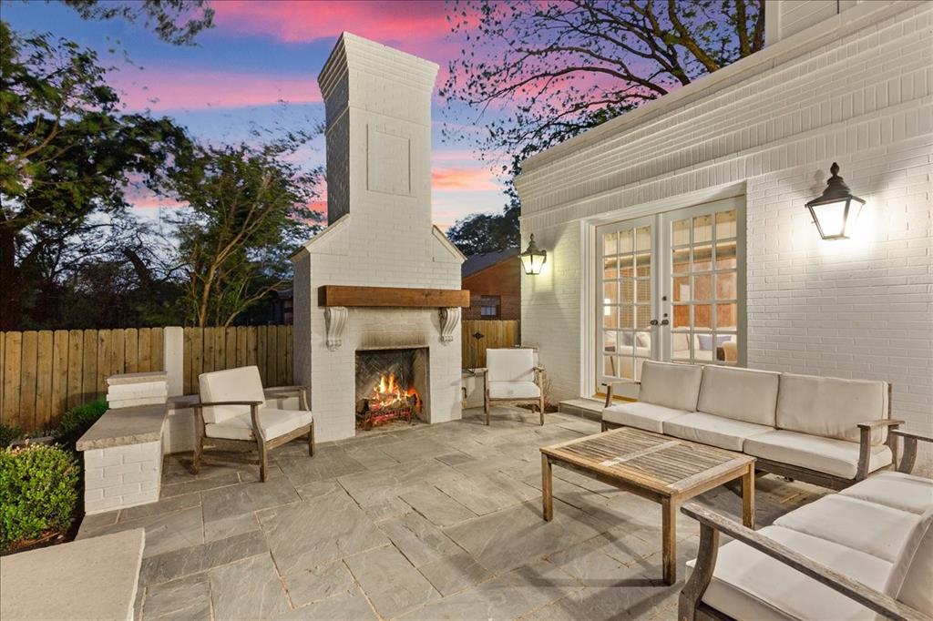 Mt Lookout - Residential