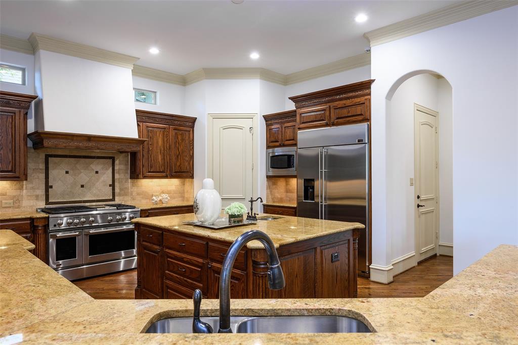 6139 Northaven Road