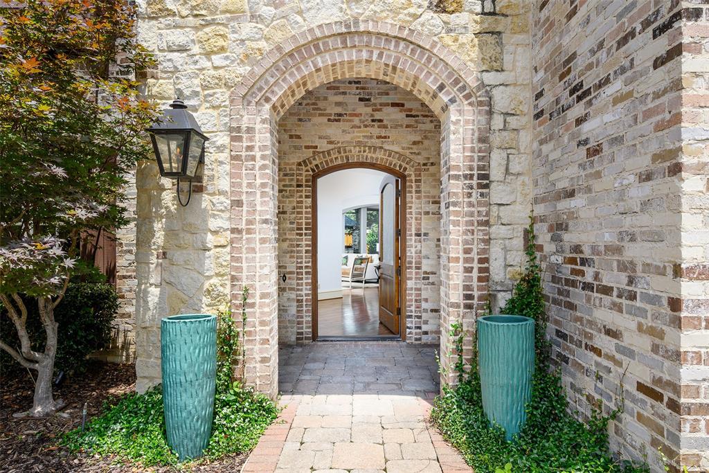 6139 Northaven Road