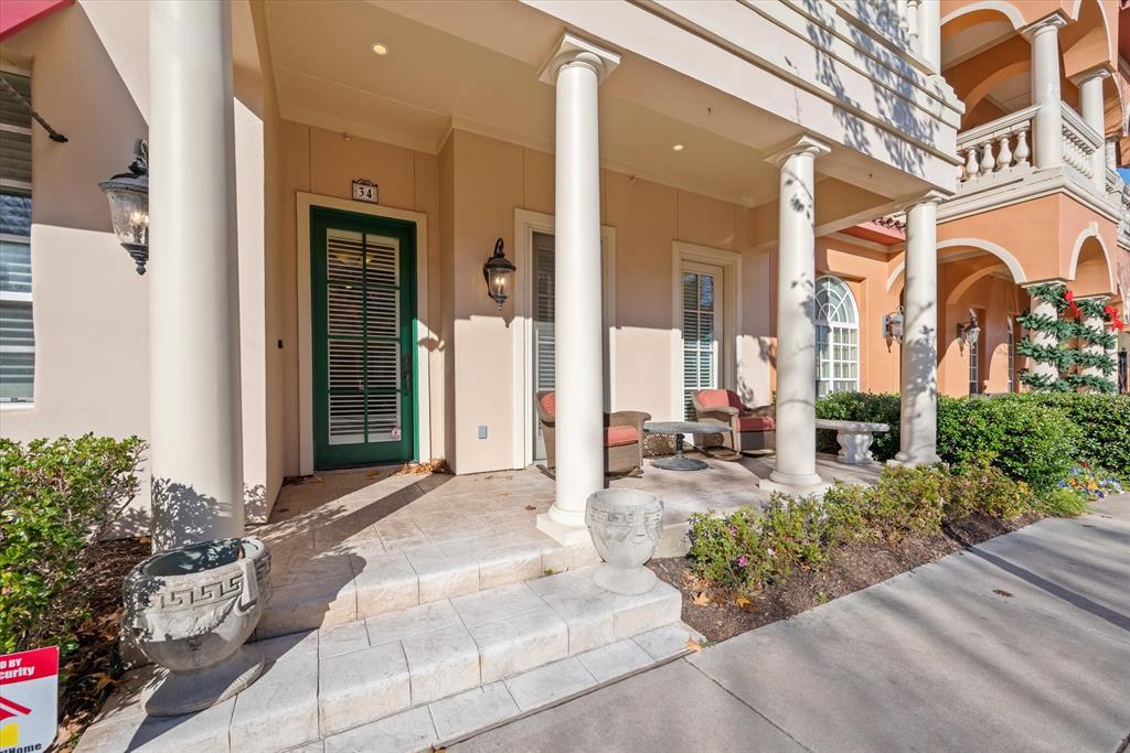 34 Piazza Lane