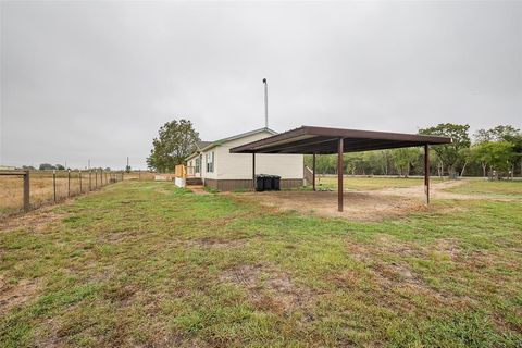 A home in Wolfe City