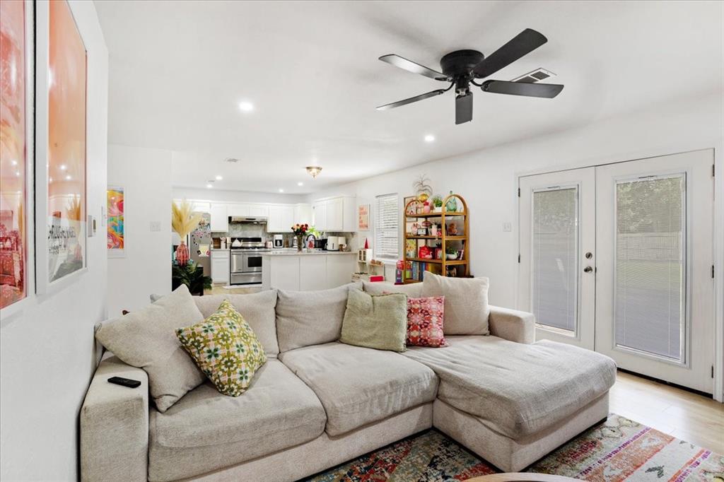 309 Pecan Street