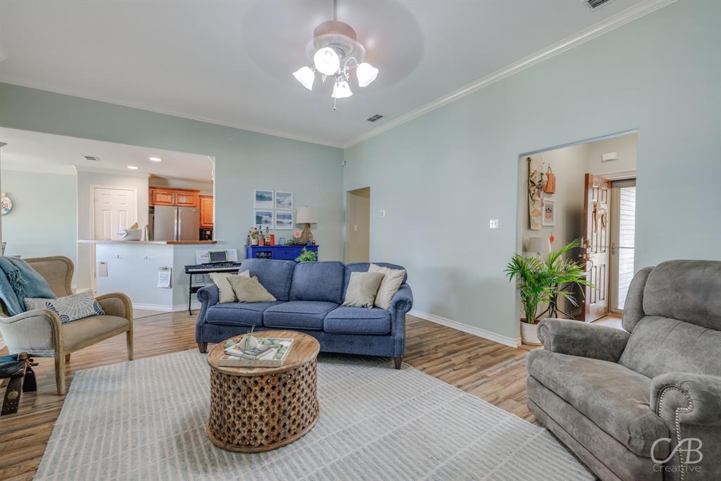 1302 Lewis And Clark Trail