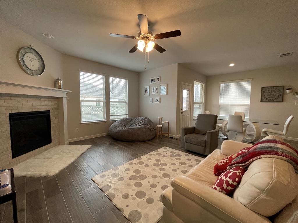 2532 Candle Lane