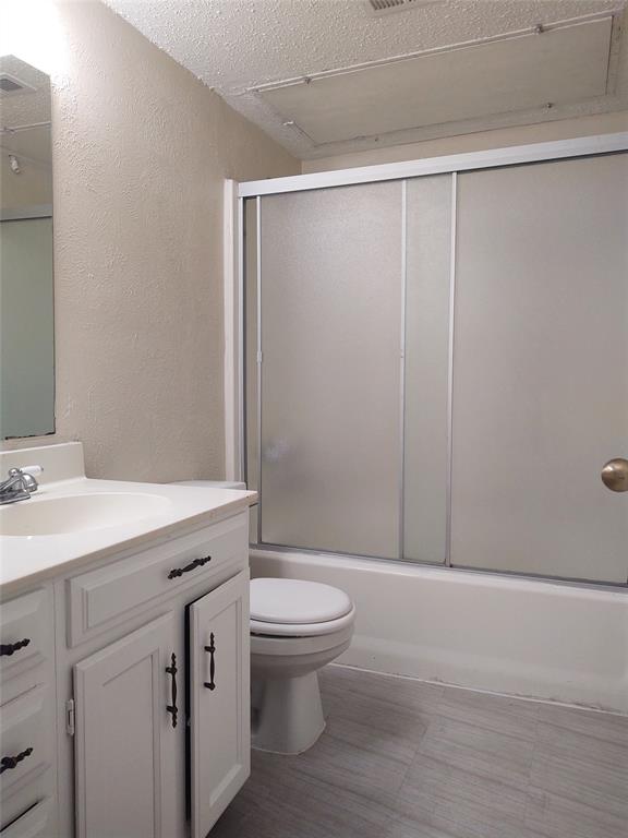 Chateau Estates - Residential Lease