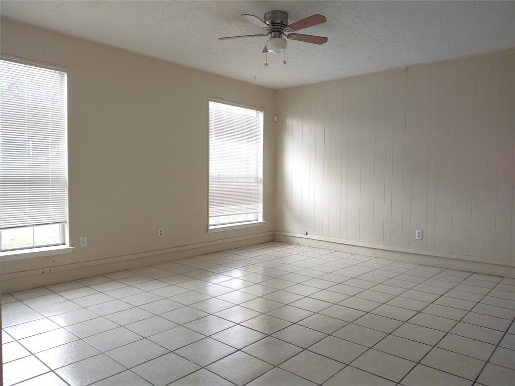 Chateau Estates - Residential Lease