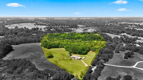 Photo of 5180 Vz County Road 3415, Wills Point, TX 75169 (MLS # 21360985)