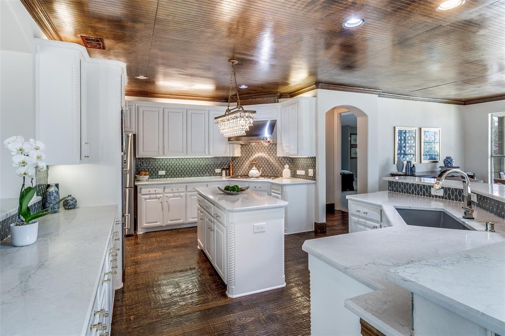 Midway Manor - Residential