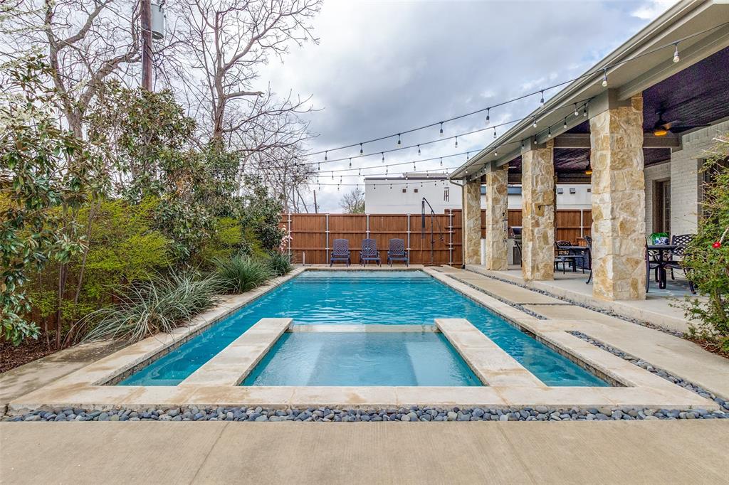 Midway Manor - Residential