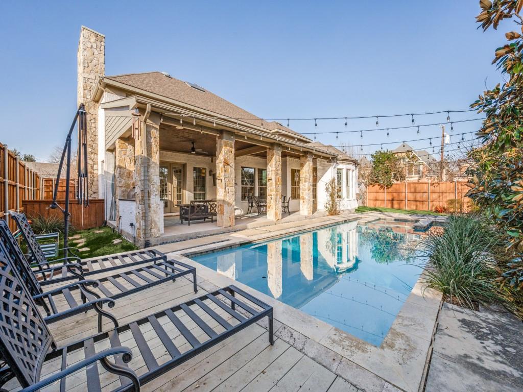 Midway Manor - Residential