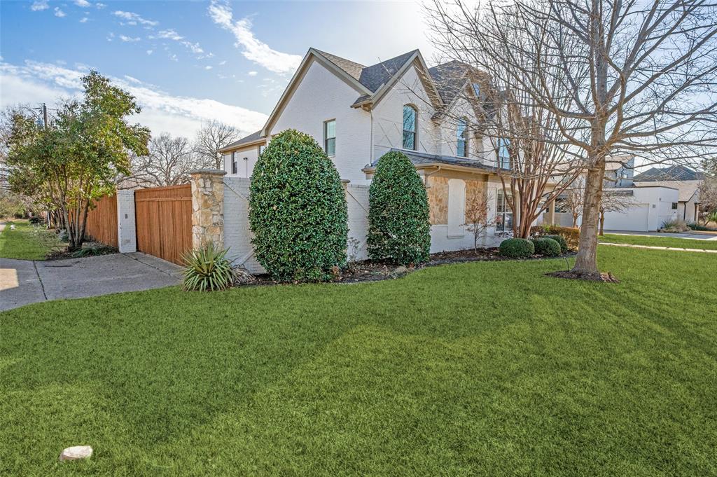 Midway Manor - Residential