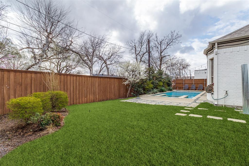 Midway Manor - Residential