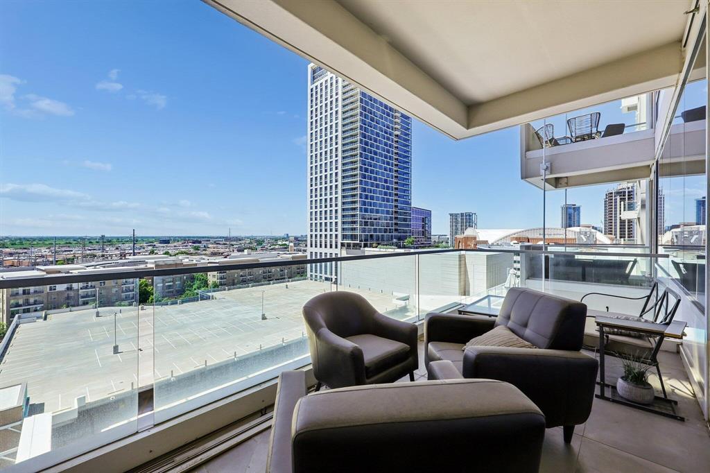 South Tower Residences - Residential