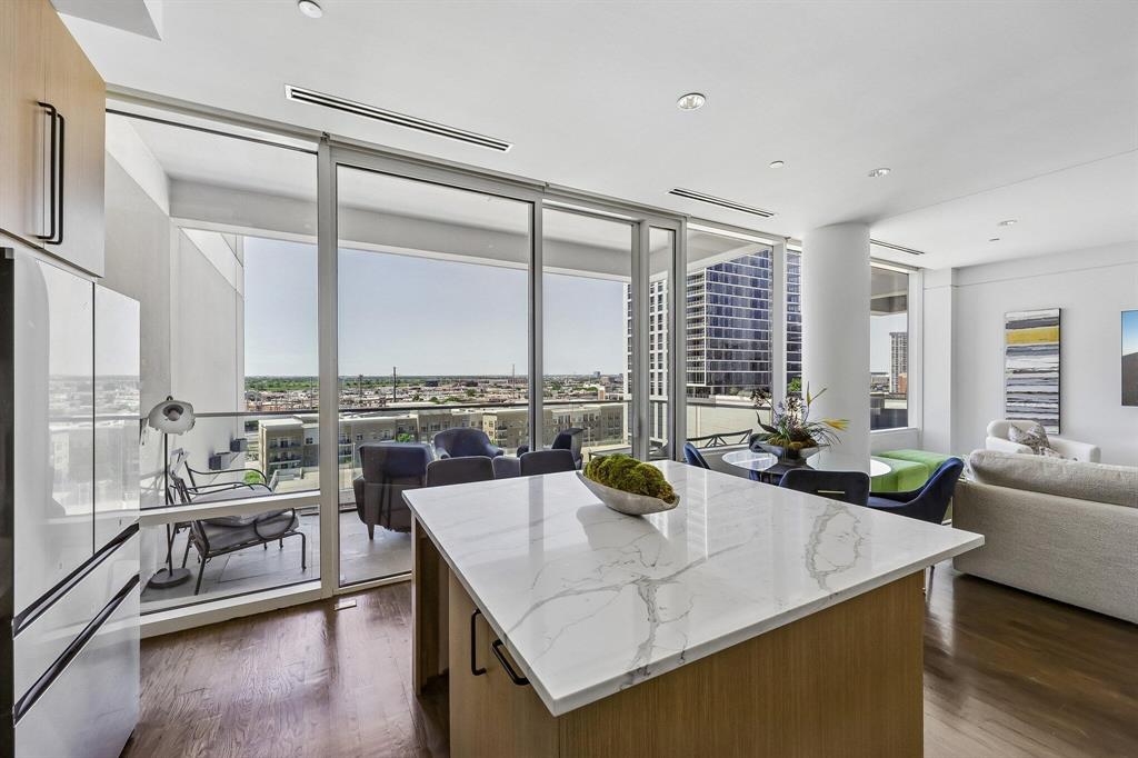 South Tower Residences - Residential