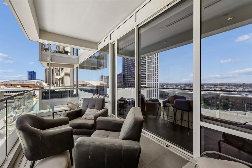 South Tower Residences - Residential