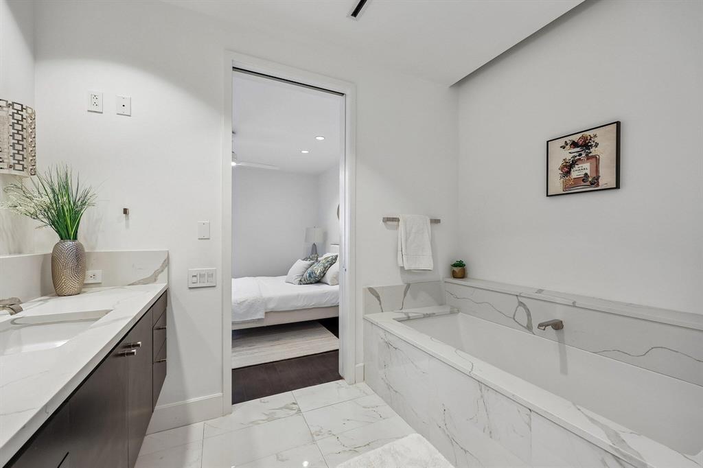 South Tower Residences - Residential