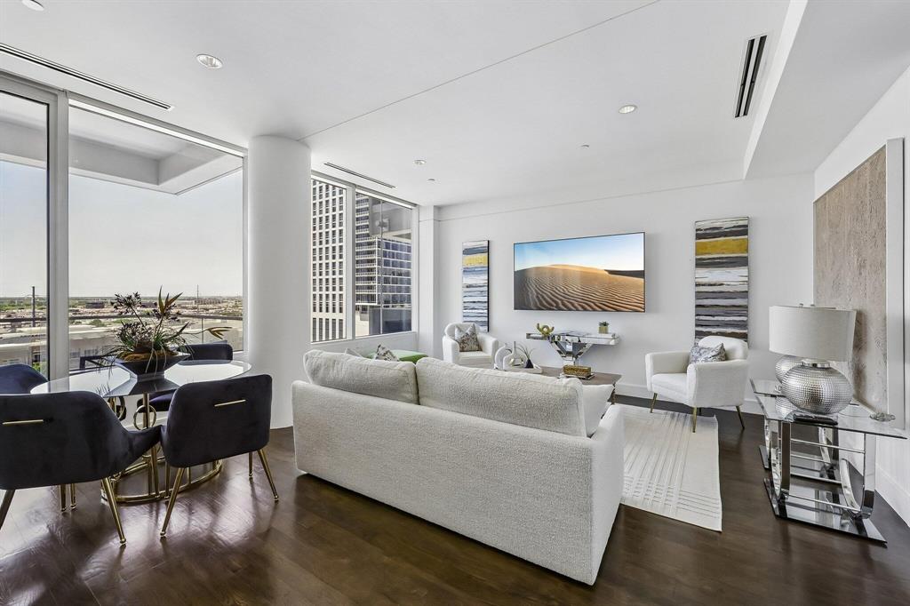 South Tower Residences - Residential