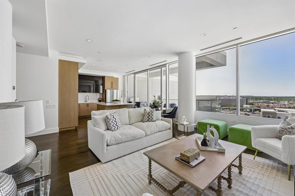 South Tower Residences - Residential