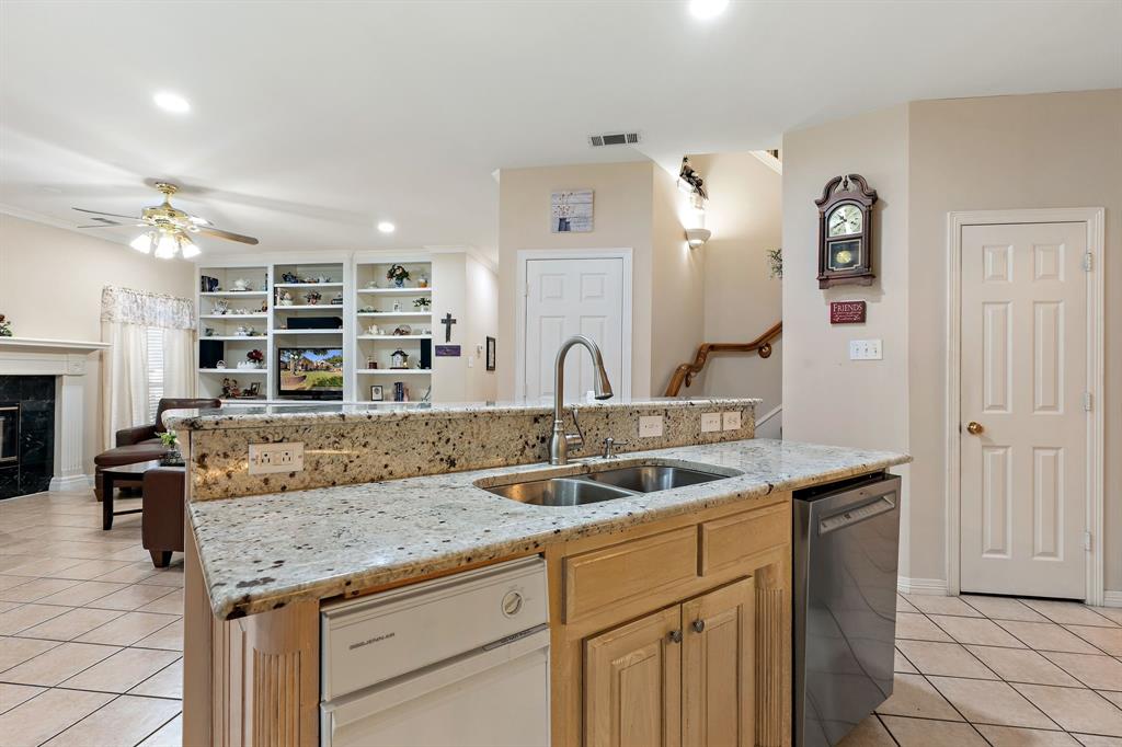 Country Club 01 - Residential